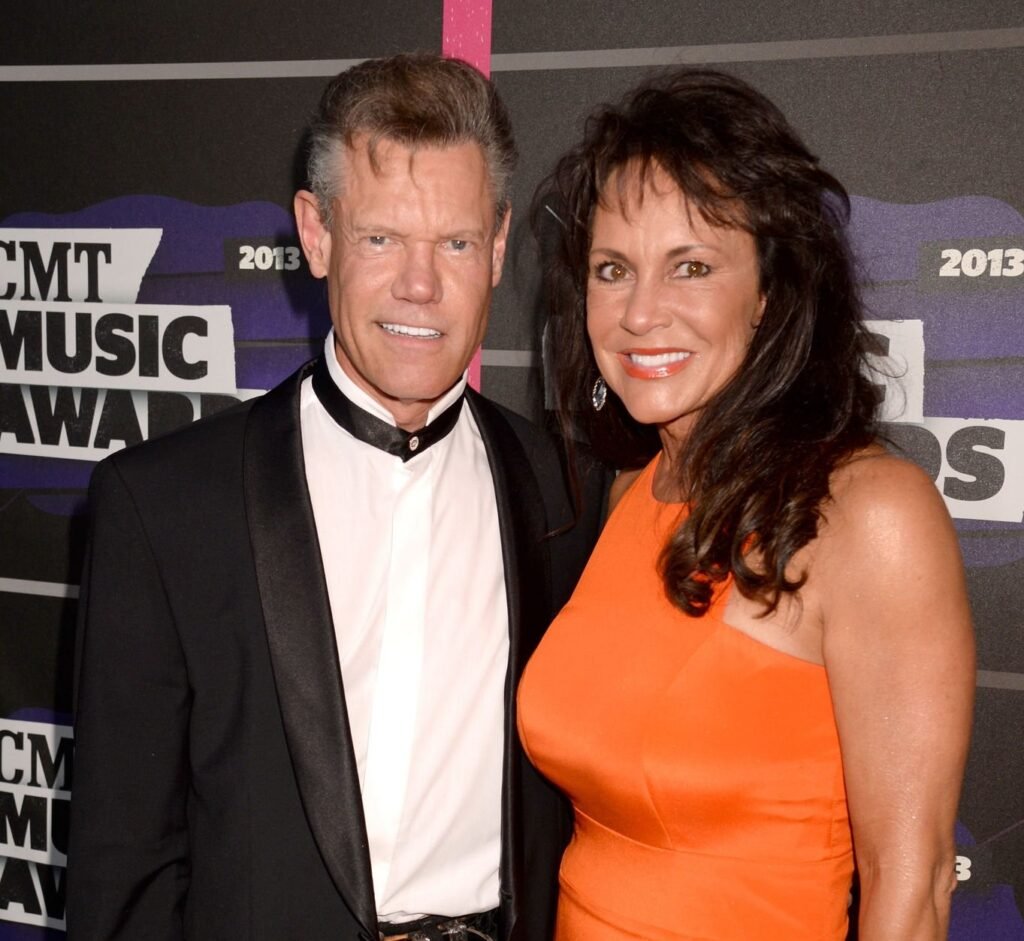 Mary Beougher and Randy Travis’s Marriage