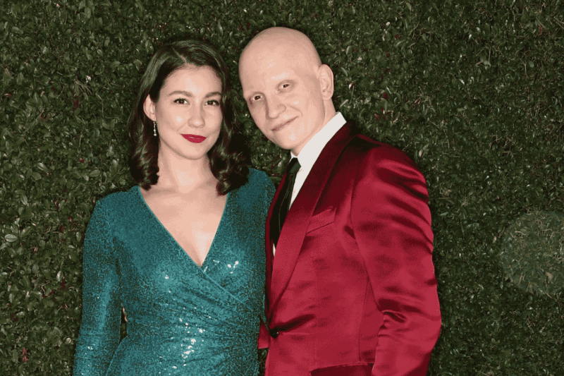 Gia Olimp: Biography, Career, Marriage to Anthony Carrigan, and Private Life
