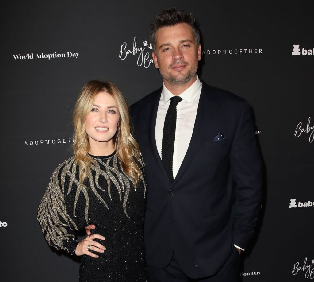 Jessica Rose Lee and Tom Welling