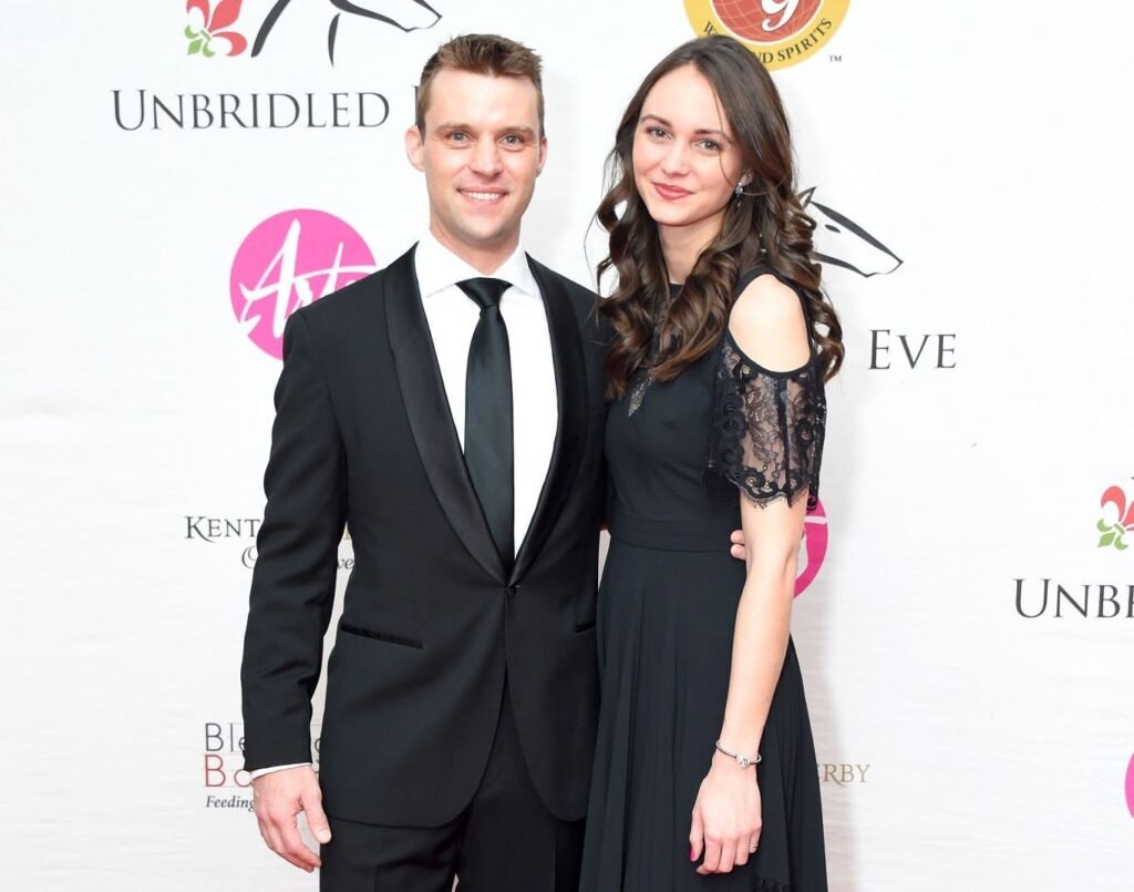 Kali Woodruff Carr and Jesse Spencer