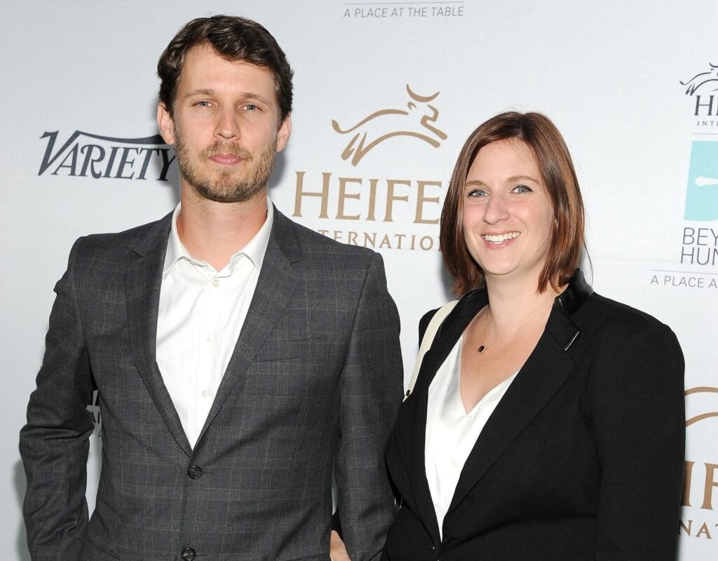 Kirsten Heder and Jon Heder