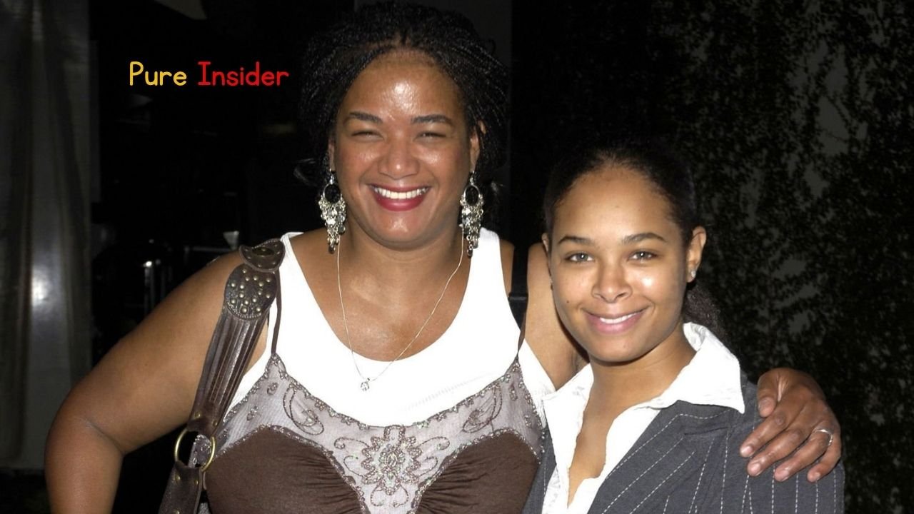 elvira wayans