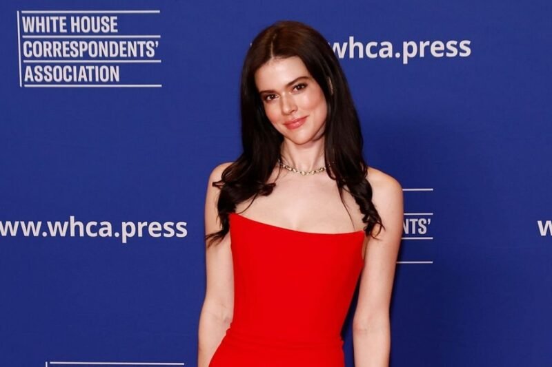 Lydia Moynihan: Career, Journalism, Education and Professional Life